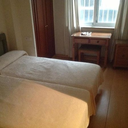 Hostal La Redonda Granada Luaran gambar