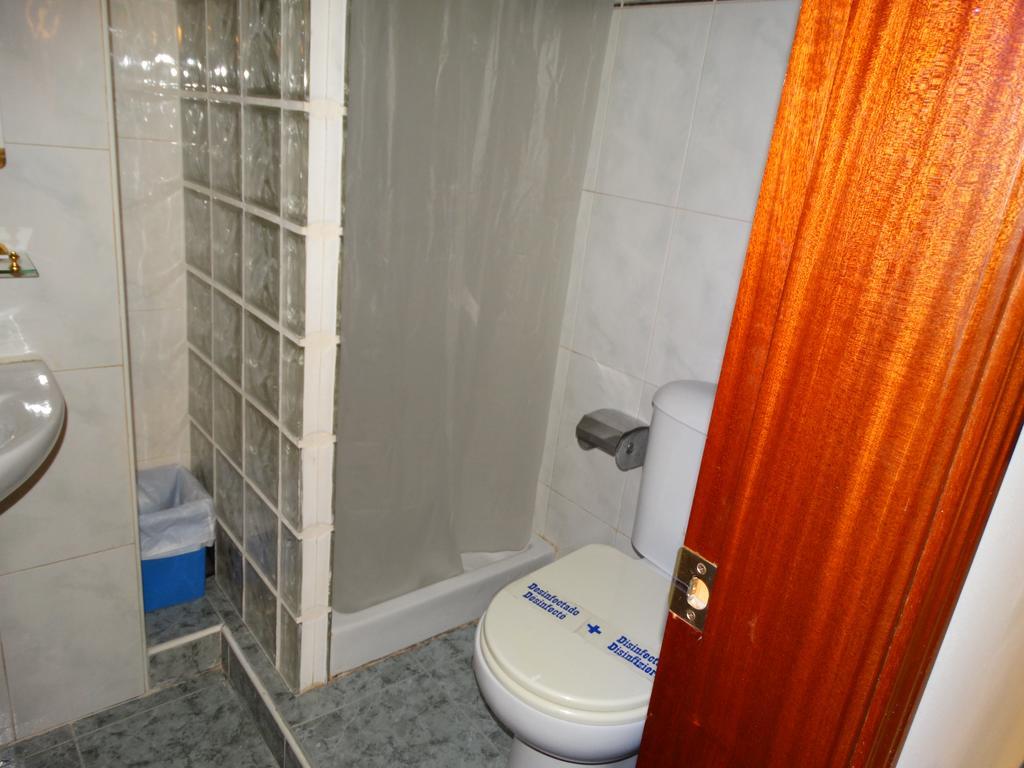 Hostal La Redonda Granada Luaran gambar