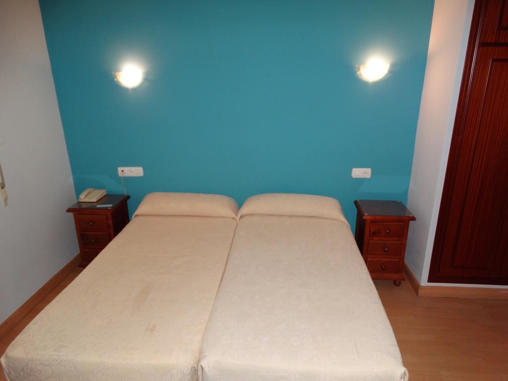 Hostal La Redonda Granada Luaran gambar