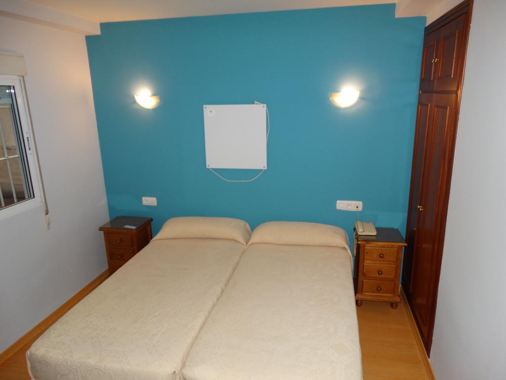 Hostal La Redonda Granada Luaran gambar