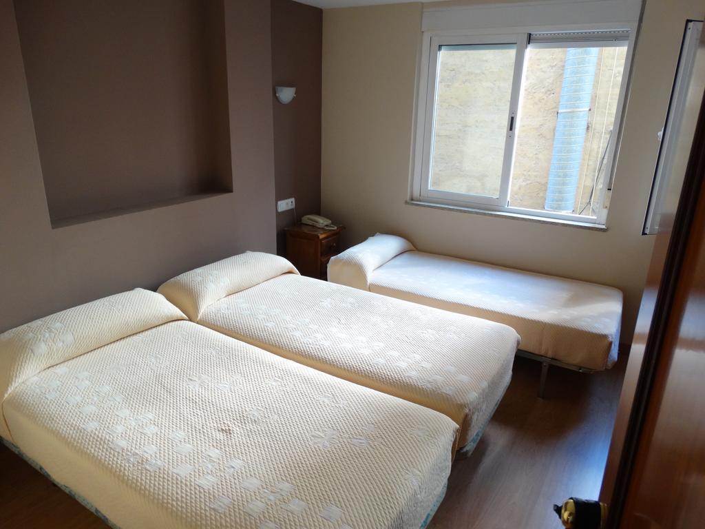 Hostal La Redonda Granada Luaran gambar